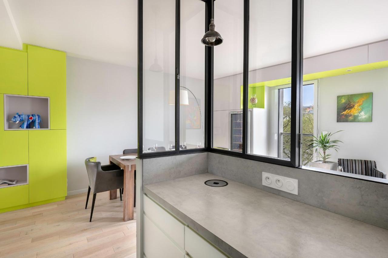 En Plein Coeur De Ville Bel Appartement Pour 6 Nantes Kültér fotó